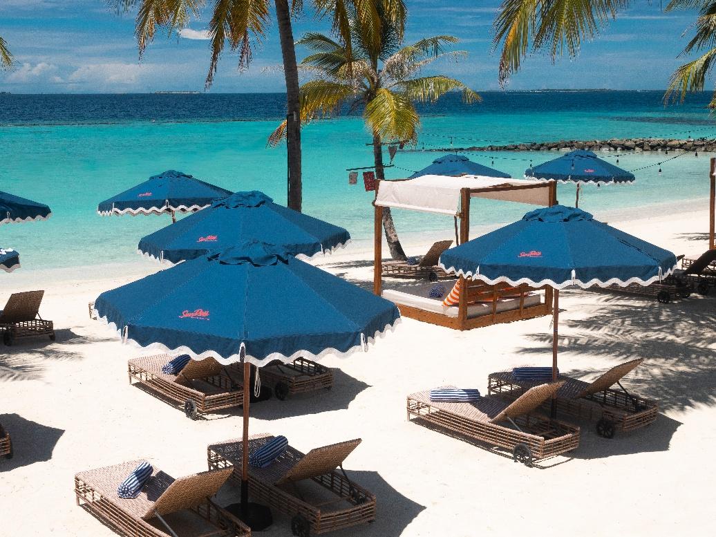 Meet the Flagship: SunRay Social & Swim Club Lands at SAii Lagoon Maldives